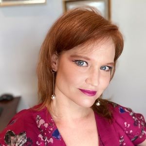 Meet your Posher, Holly